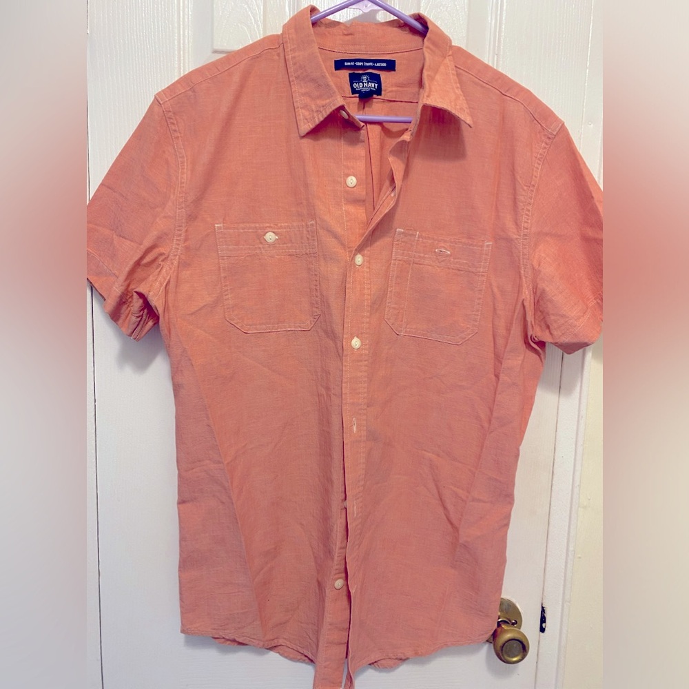 OLD NAVY BUTTON UP Men Short Sleeve Size L Pink/Coral Color Very good condition